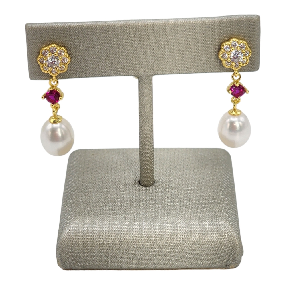 925S Red‎ Gemstones Stud Earrings With Cultured Freshwater Pearl and Zirconia